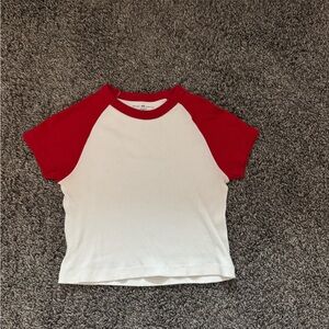 Brandy Melville Red and White Raglan Crop Top